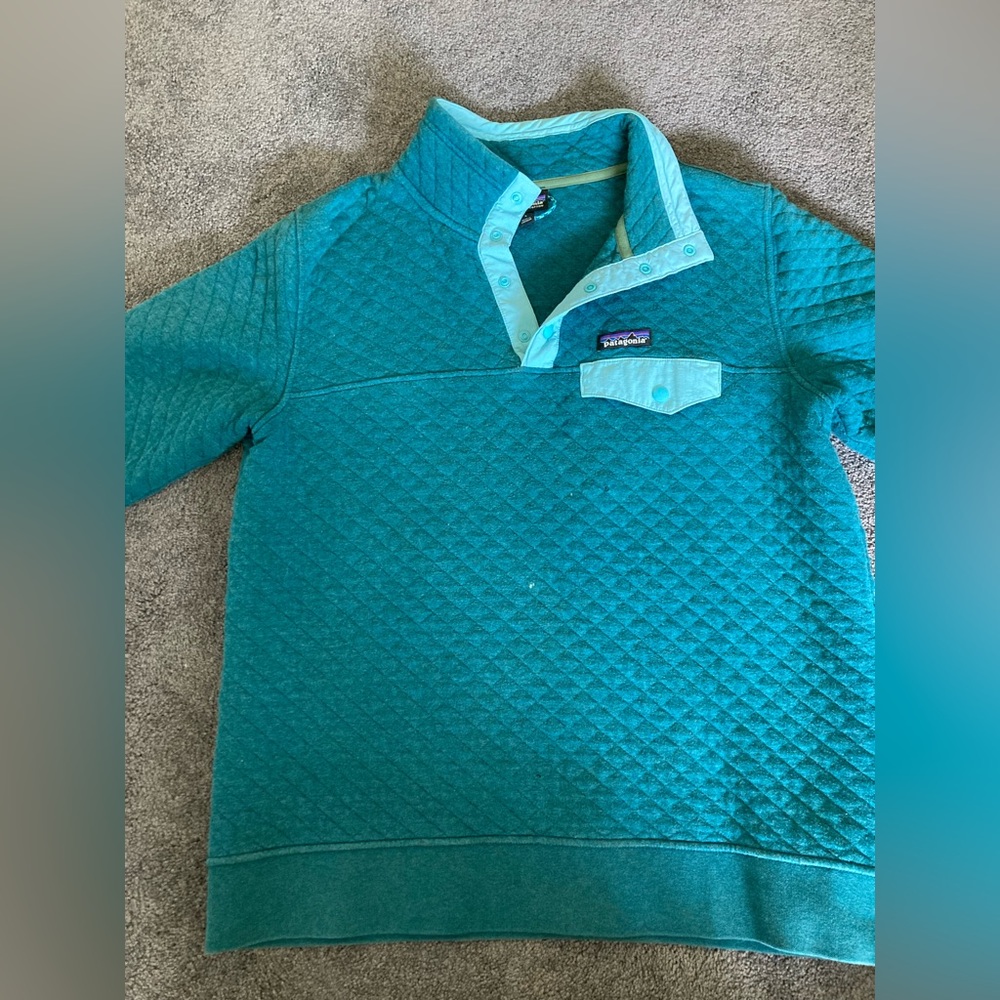 Patagonia quilted pullover